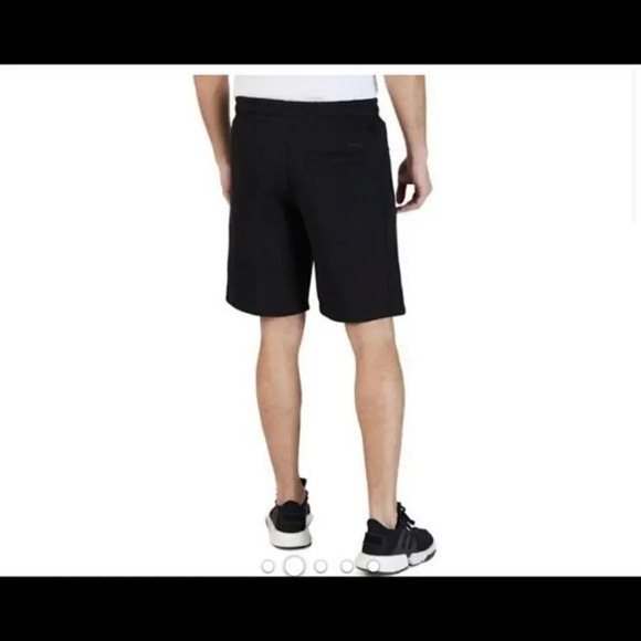 Tahari Zipper Pocket Fleece shorts - Picture 2 of 8